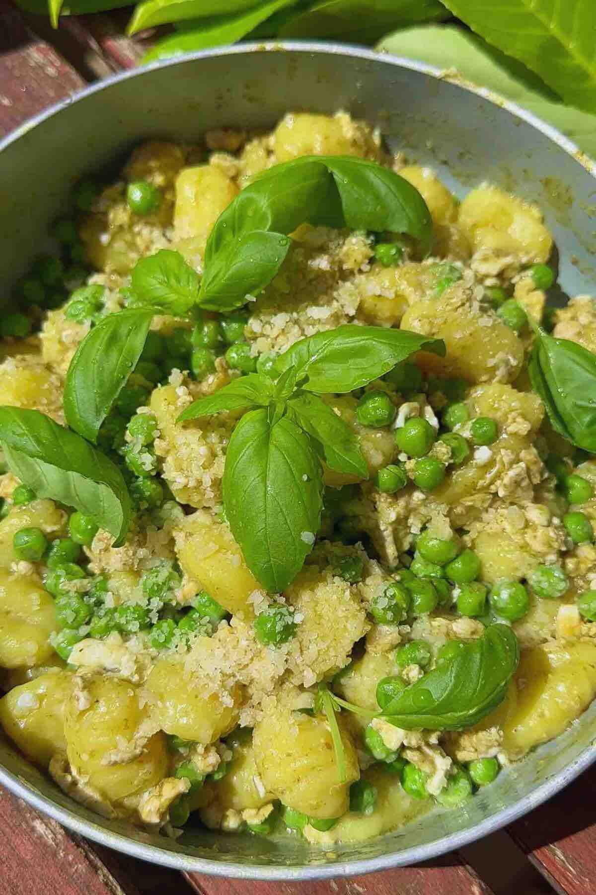 Easy Pesto Gnocchi with Peas and Basil