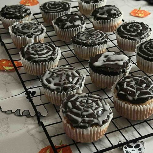 How to make Spider Web Cupcakes