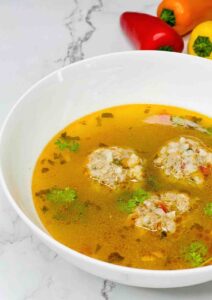 How to make Romanian Meatball Soup (Ciorba de perisoare)